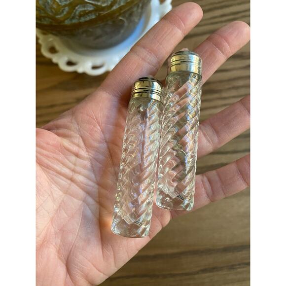 Vintage Midcentury Swirl Glass Salt And Pepper Shakers Silver Plate Lids - Picture 3 of 7
